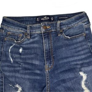 Hollister Women’s High rise Super Skinny Ripped Jeans